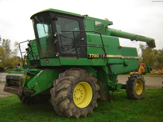 1987 John Deere 7720