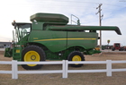 2012 John Deere S670
