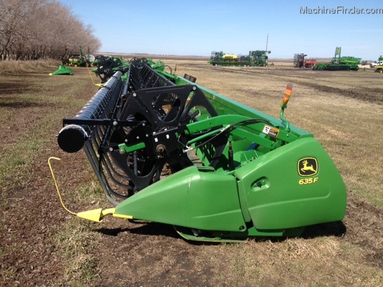 2009 John Deere 635F
