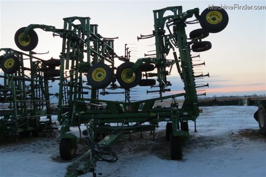 2012 John Deere 2410