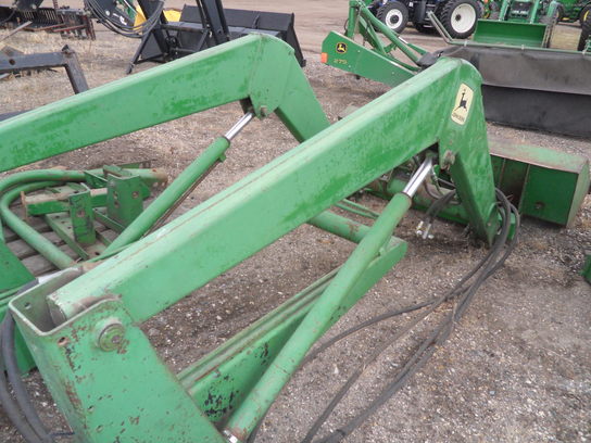  John Deere 48 loader