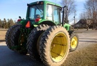 2004 John Deere 7520 Cab