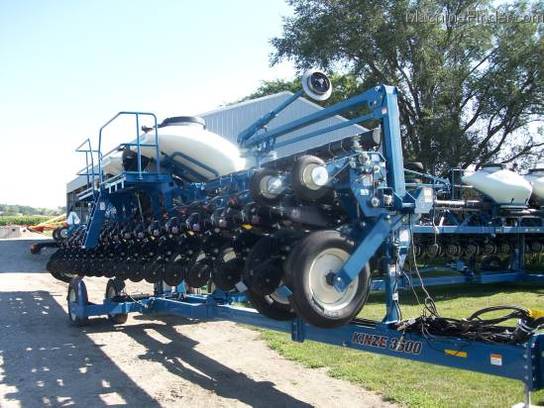 2011 Kinze 3600 16R30