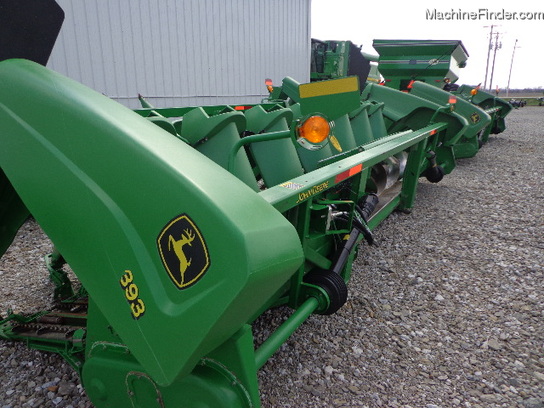 2002 John Deere 893