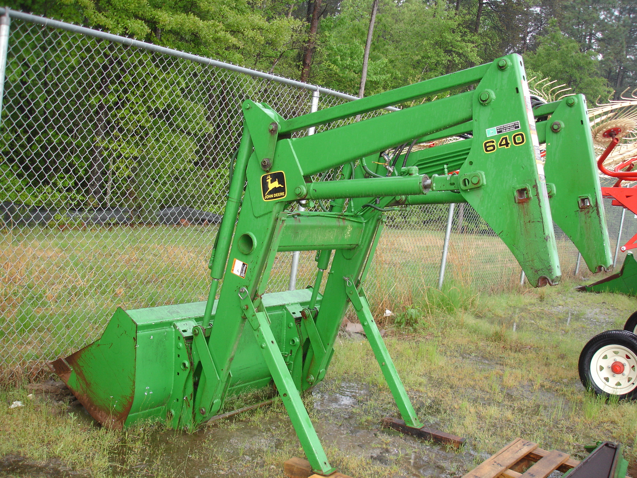 John Deere 640 Tractor Loaders John Deere MachineFinder