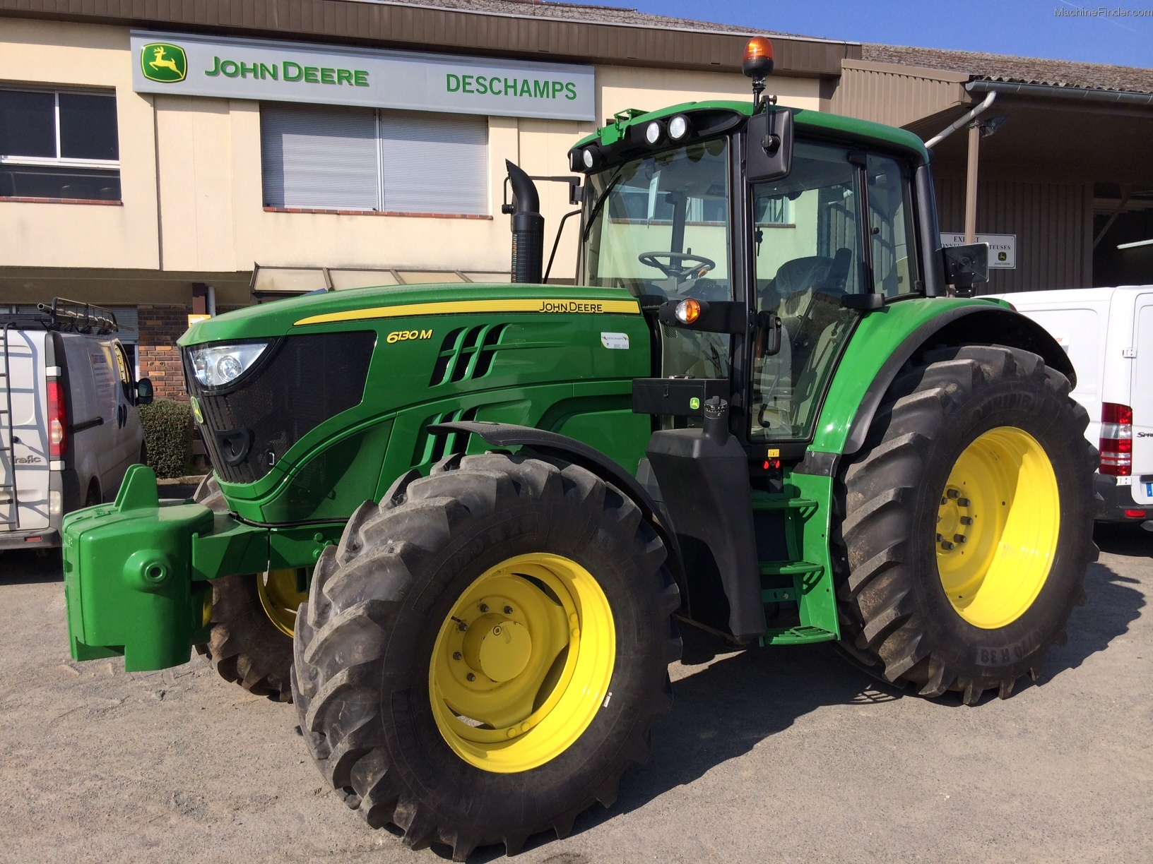 2013 John Deere 6130M Tractors Row Crop (+100hp) John Deere