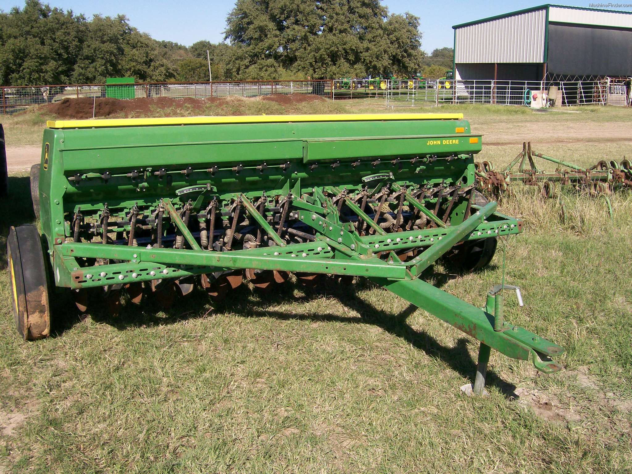 John Deere 8000 Planting & Seeding Box Drills John Deere MachineFinder