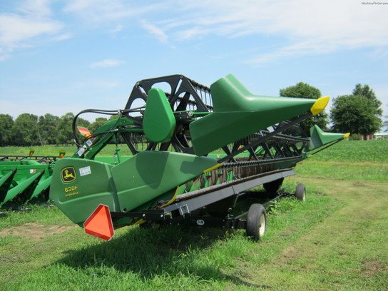 2004 John Deere 630F