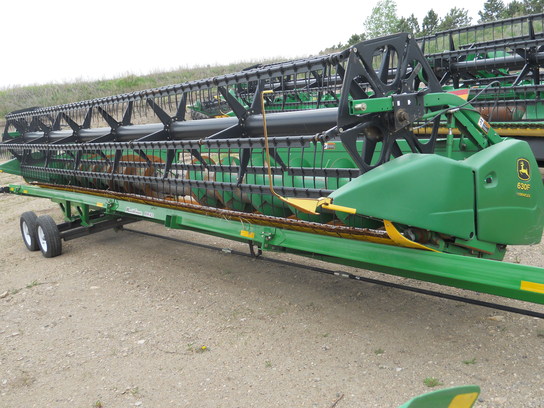 2007 John Deere 630F