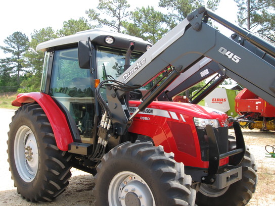 2010 Massey - Ferguson 2680