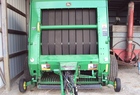 2009 John Deere 568