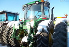 2000 John Deere 8210