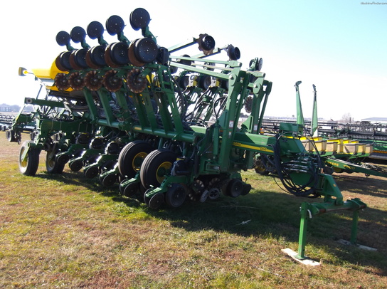 2011 John Deere 1790 CCS