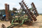 1997 John Deere 630