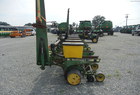  John Deere 7300
