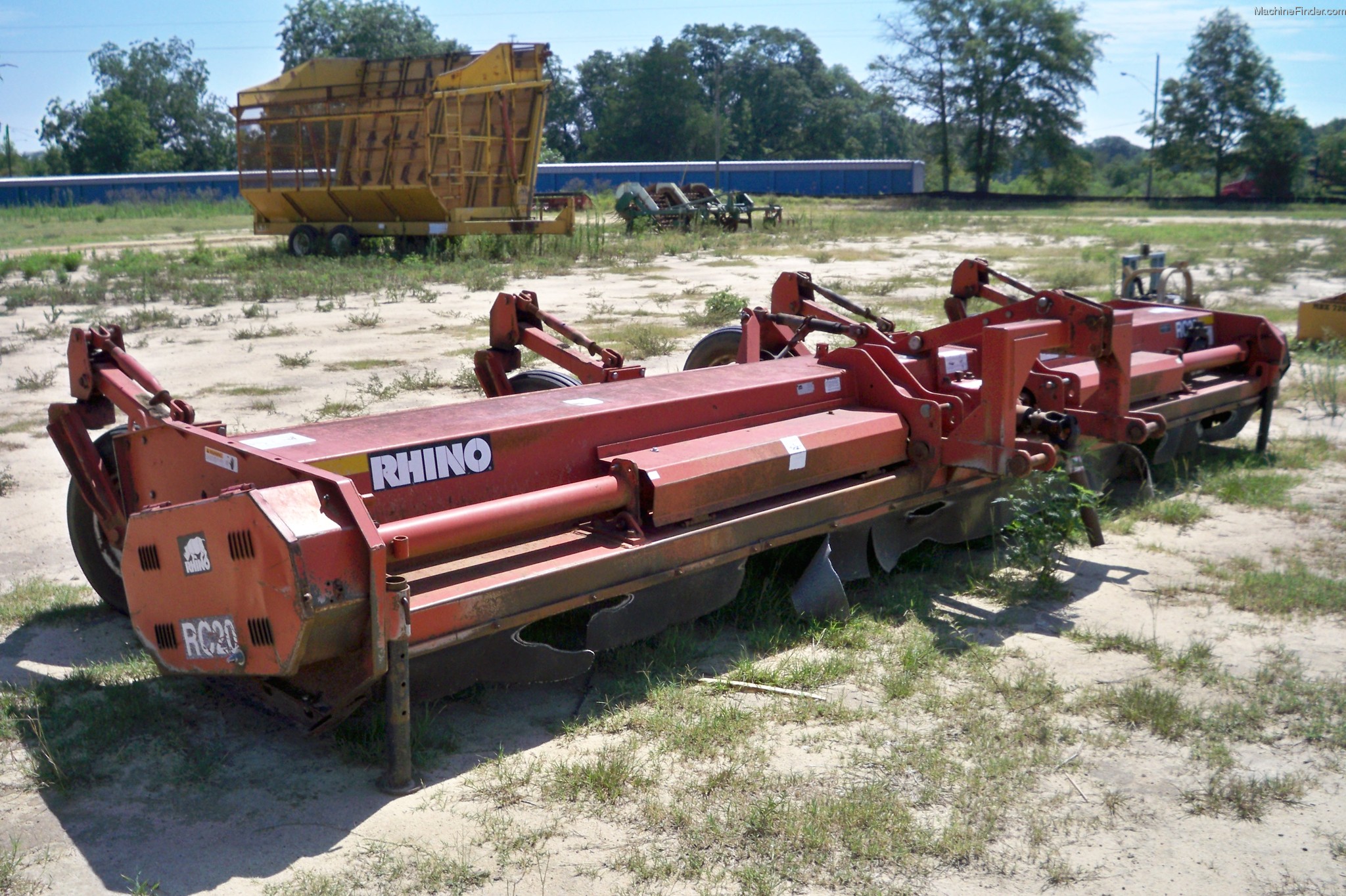 2004 Rhino RC20 Rotary Cutters, Flail mowers, Shredders John Deere