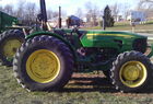 2010 John Deere 5085M