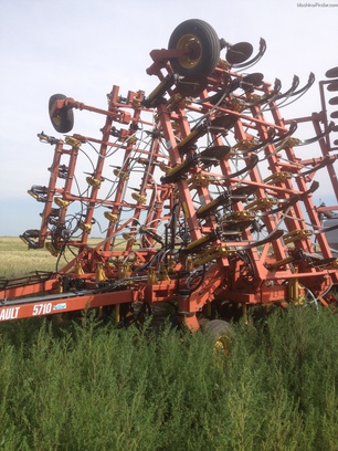 1997 Bourgault 5710-42