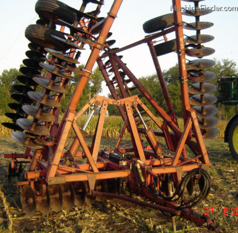  Massey - Ferguson 820