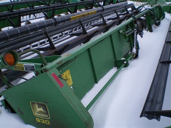 1992 John Deere 930R