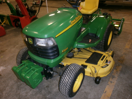 2004 John Deere X585