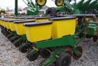 2002 John Deere 1770