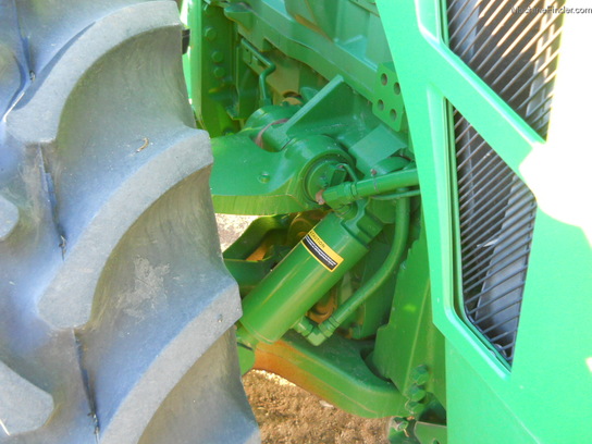 2007 John Deere 8230
