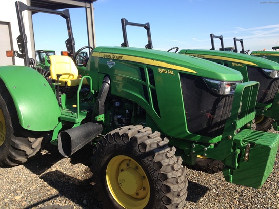 2012 John Deere 5115ML
