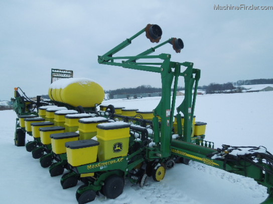 2006 John Deere 1770NT