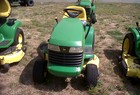 1999 John Deere LT133