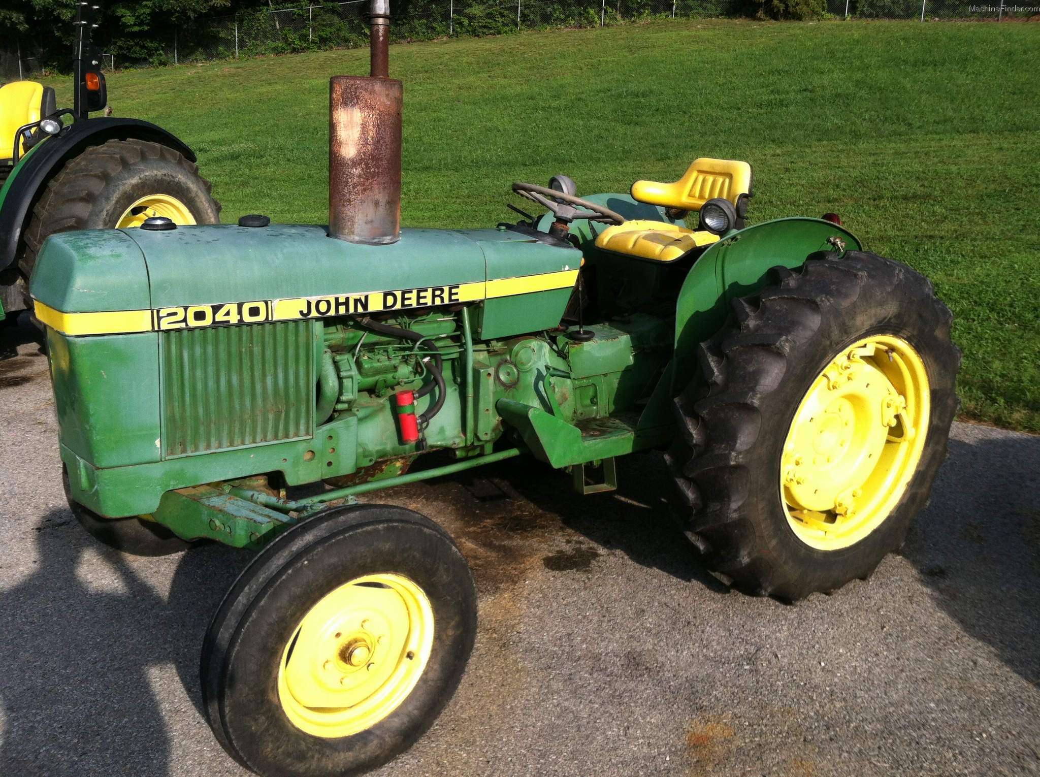 1976 John Deere 2040 Tractors Utility (40100hp) John Deere