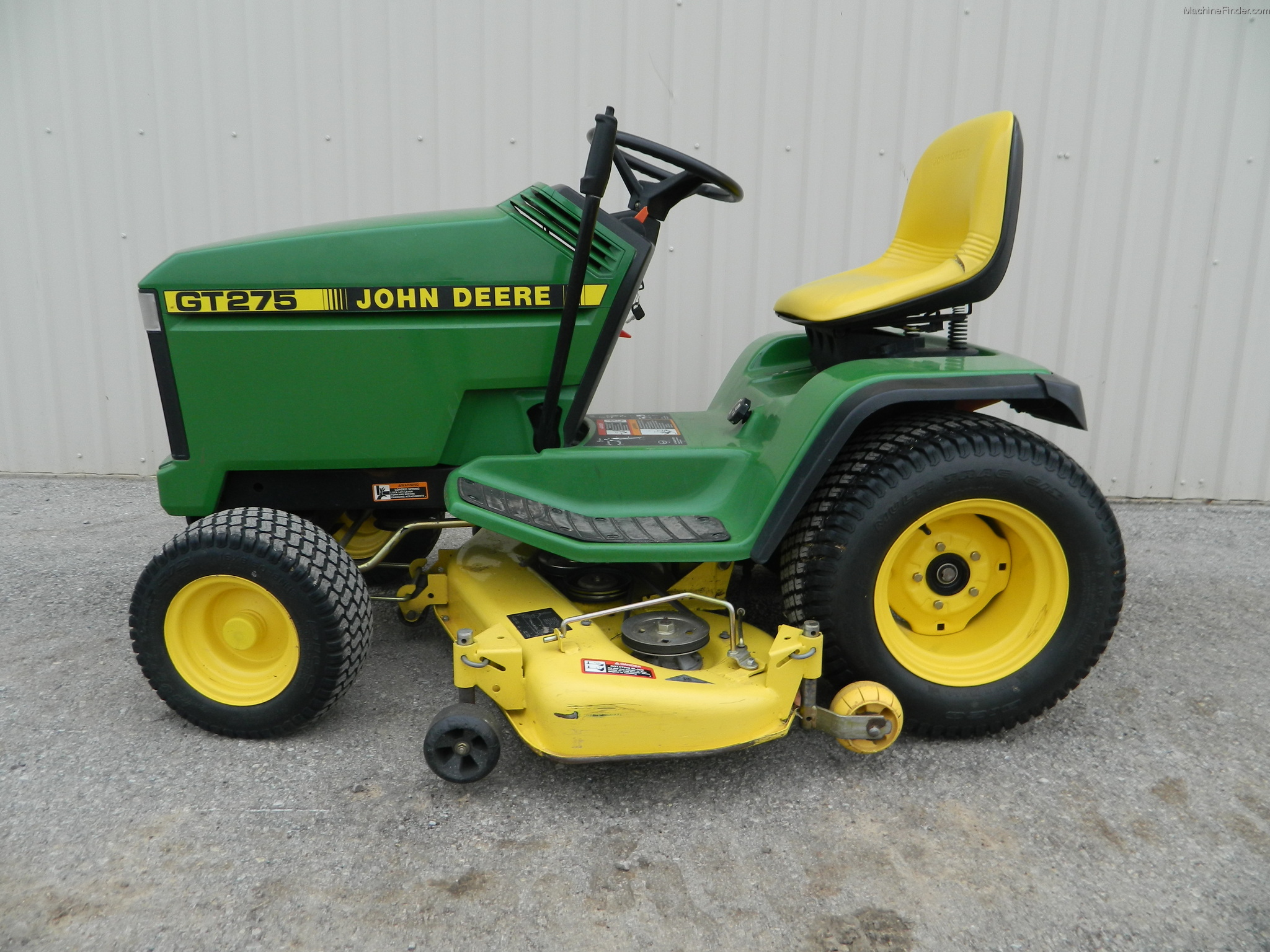 1996 John Deere GT275 Lawn & Garden and Commercial Mowing John Deere