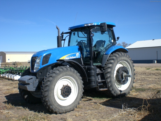 2008 New Holland T7040