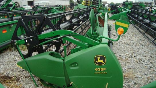 2008 John Deere 635F