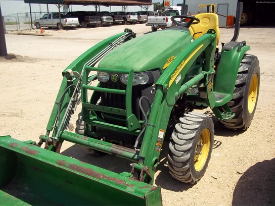 2008 John Deere 3520