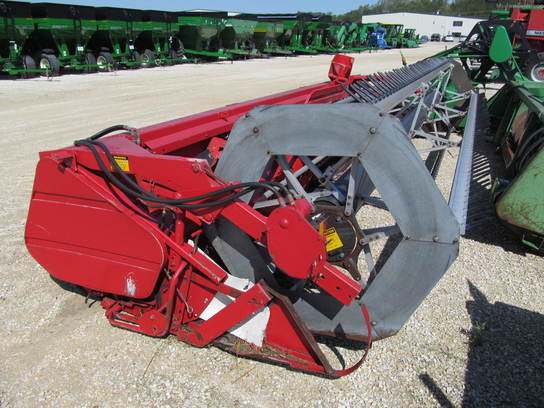 Massey - Ferguson 9750