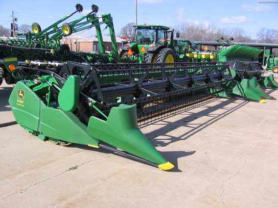 2005 John Deere 625F