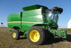 2012 John Deere S660