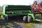2001 John Deere 1560