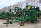 2011 John Deere 2210