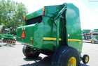 2011 John Deere 568