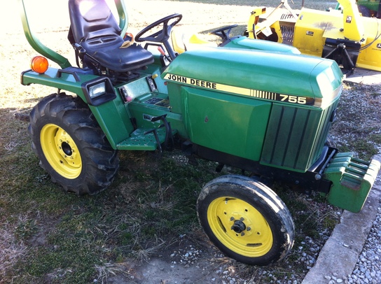 1995 John Deere 755