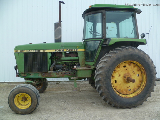 1982 John Deere 4240