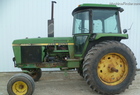 1982 John Deere 4240