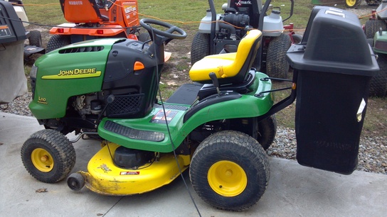 2004 John Deere L110