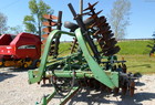  John Deere 235