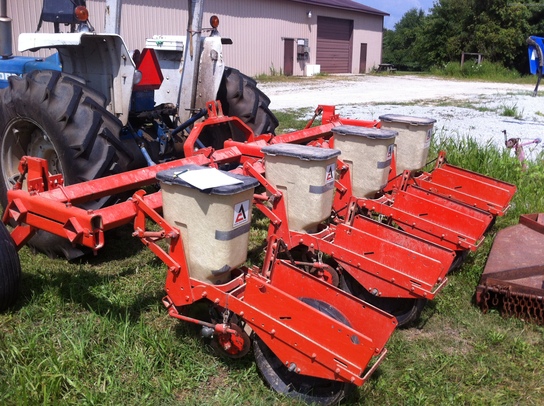 Allis - Chalmers 6000 Planting & Seeding - Planters - John Deere