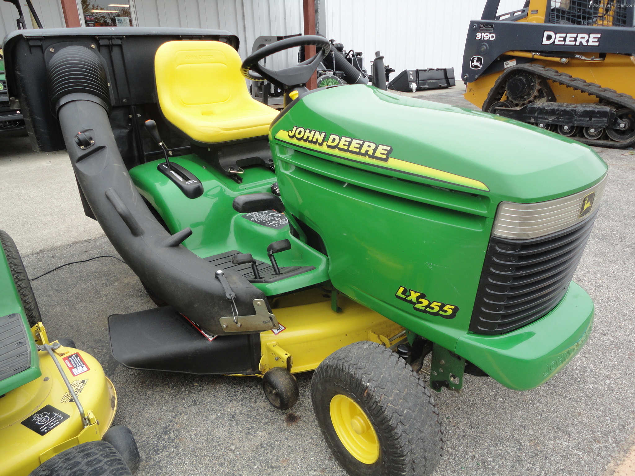 John Deere Lx255 Lawn Tractor