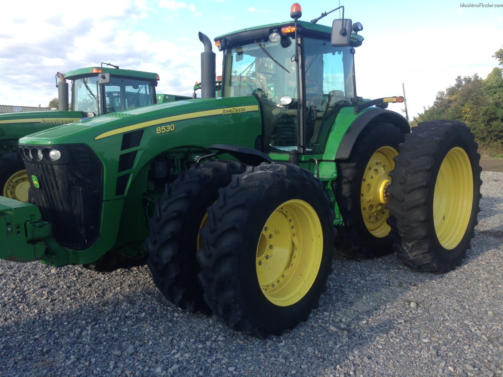 2009 John Deere 8530 Tractors Row Crop (+100hp) John Deere