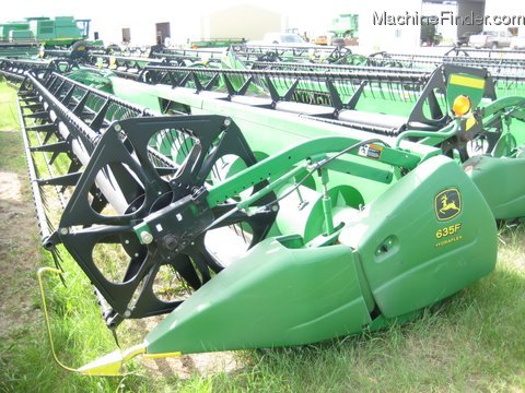 2004 John Deere 635F